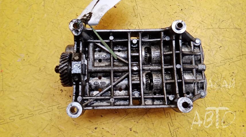 KIA Sportage II Вал балансирный