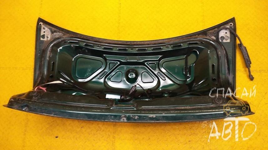 Volkswagen Passat (B3) Крышка багажника