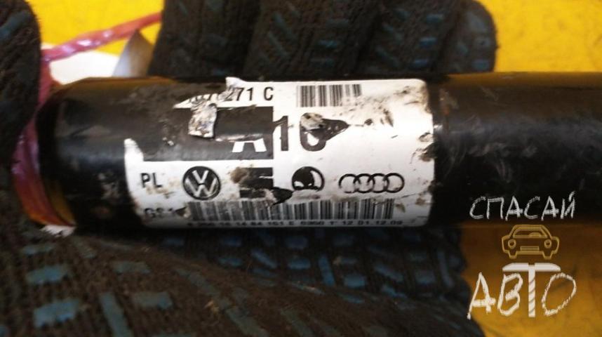 Audi A4 (B5) Полуось передняя (привод)