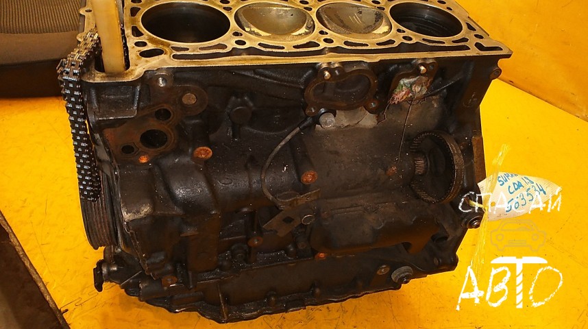 Skoda Superb II Двигатель - OEM 06H103021L