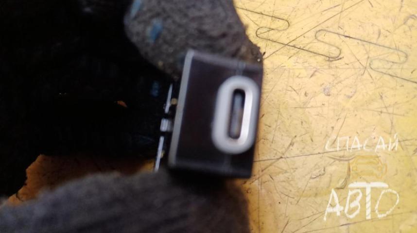 Skoda Rapid Разъём USB