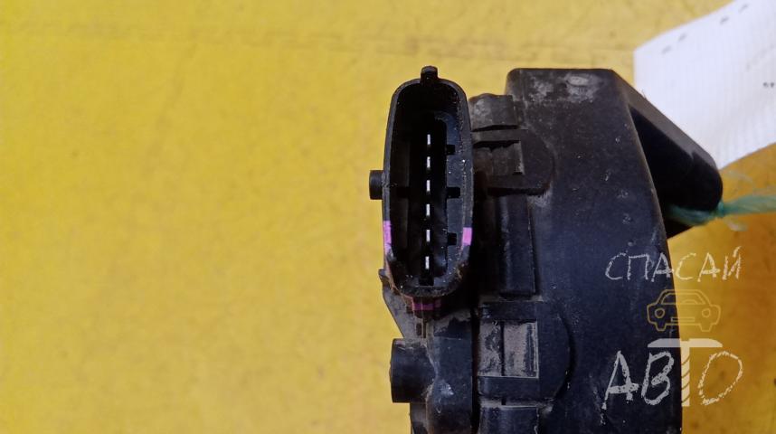 Hyundai Elantra Педаль газа