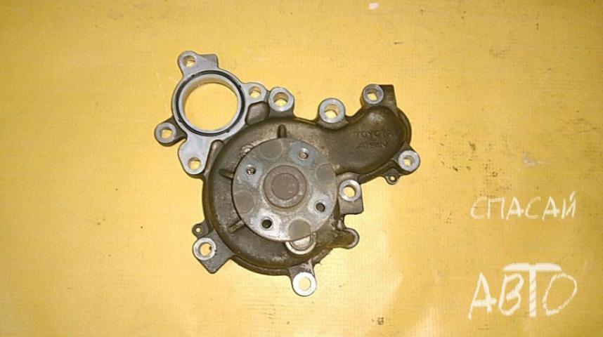 Toyota Land Cruiser (200) Насос водяной (помпа)