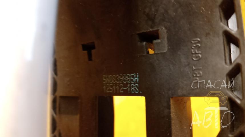 Skoda Fabia II Ручка двери передней правой наружная