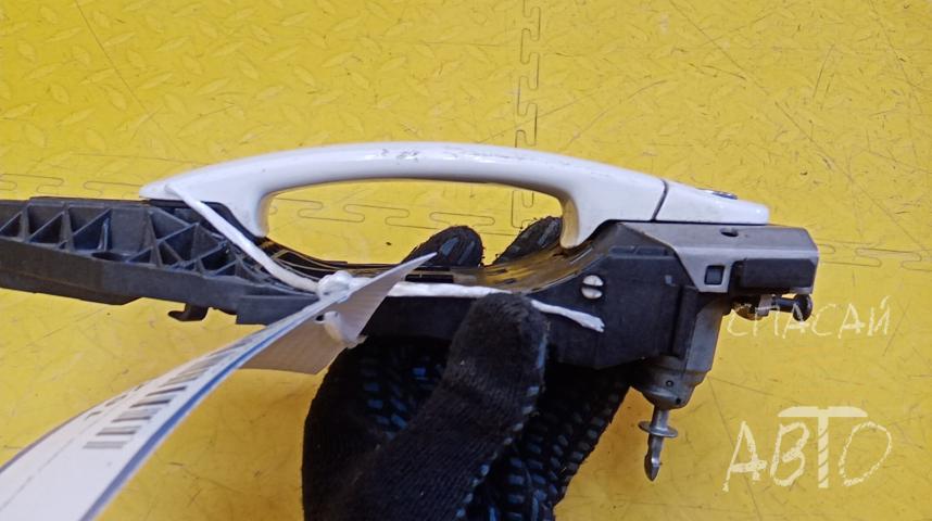 Skoda Fabia II Ручка двери передней левой наружная