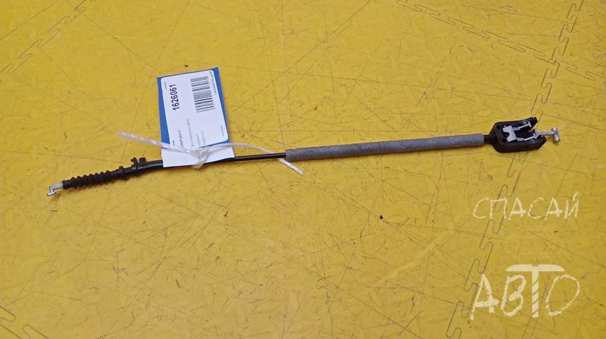 Skoda Fabia II Трос открывания двери