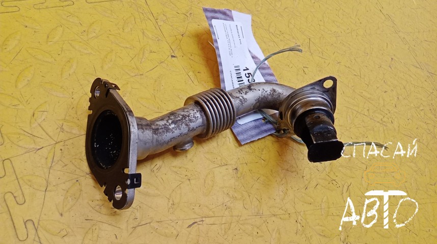 BMW X5 F15 Трубка двигателя - OEM 11618473173