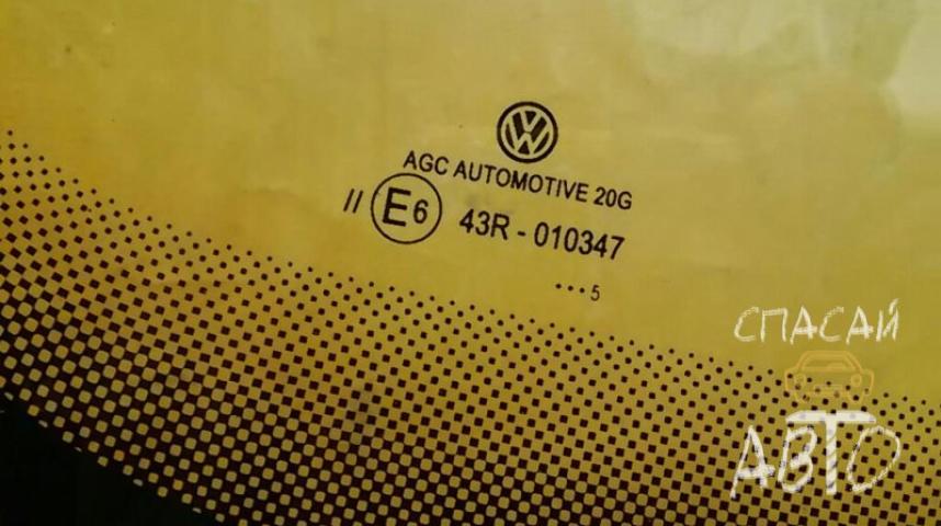 Volkswagen Jetta Стекло лобовое (ветровое)