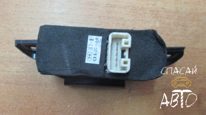 Subaru Legacy Outback (B13) Кнопка стеклоподъемника - OEM 83071AG040