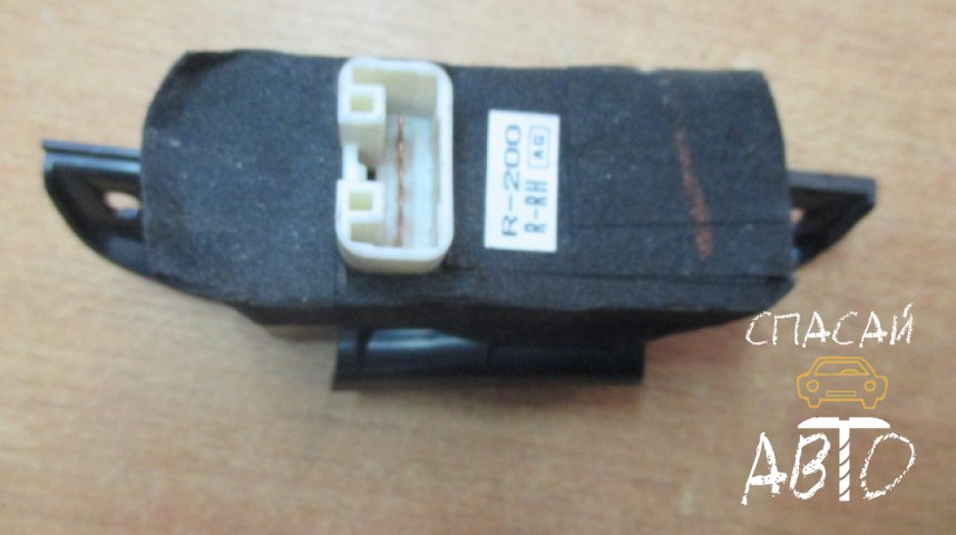 Subaru Legacy Outback (B13) Кнопка стеклоподъемника - OEM 83071AG040