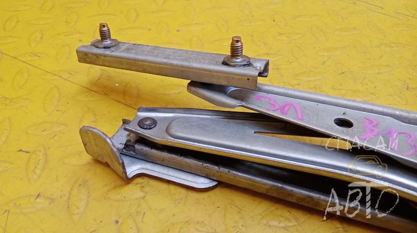 Subaru Legacy Outback (B13) Стеклоподъемник задний левый