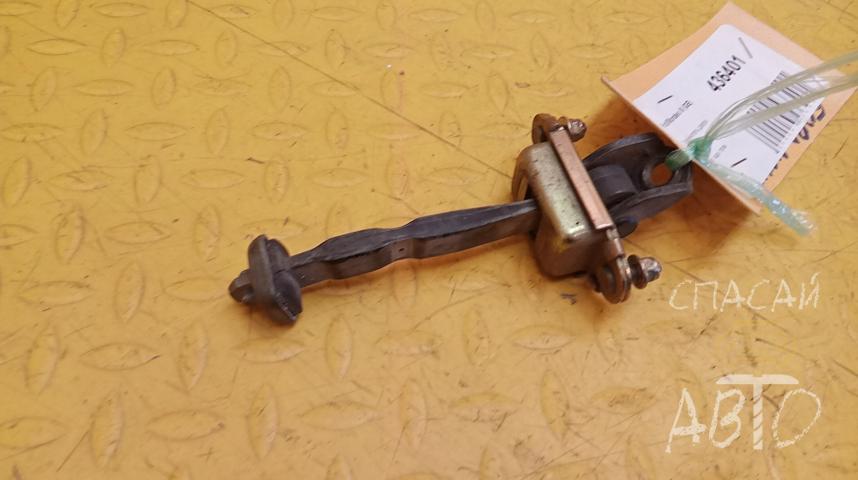 Ford Mondeo III (GE) Ограничитель двери