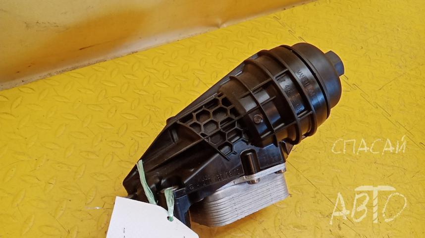 Mercedes-Benz C118 CLA Корпус масляного фильтра