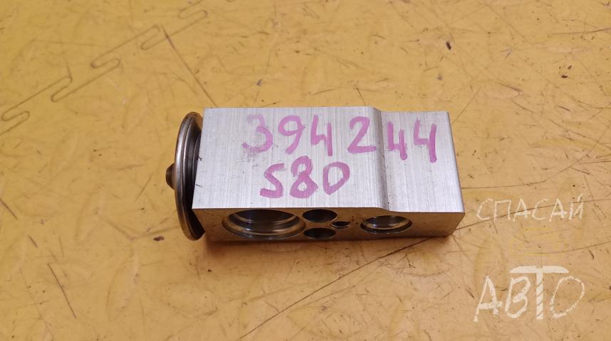 Volvo S80 Клапан кондиционера