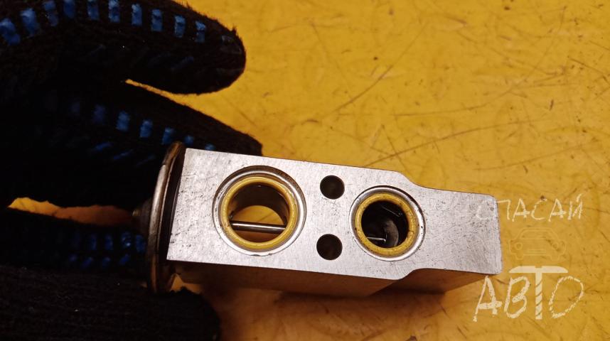 Volvo S80 Клапан кондиционера