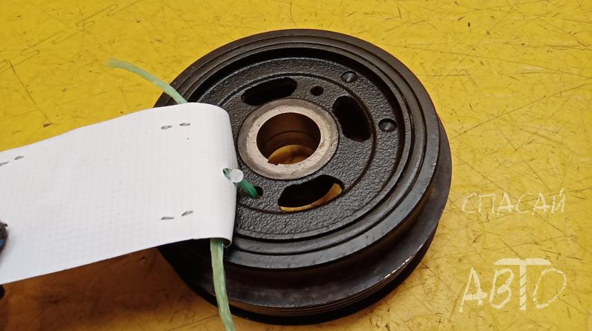 Nissan X-Trail (T30) Шестерня (шкив)