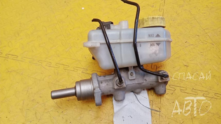 Skoda Fabia II Цилиндр тормозной главный