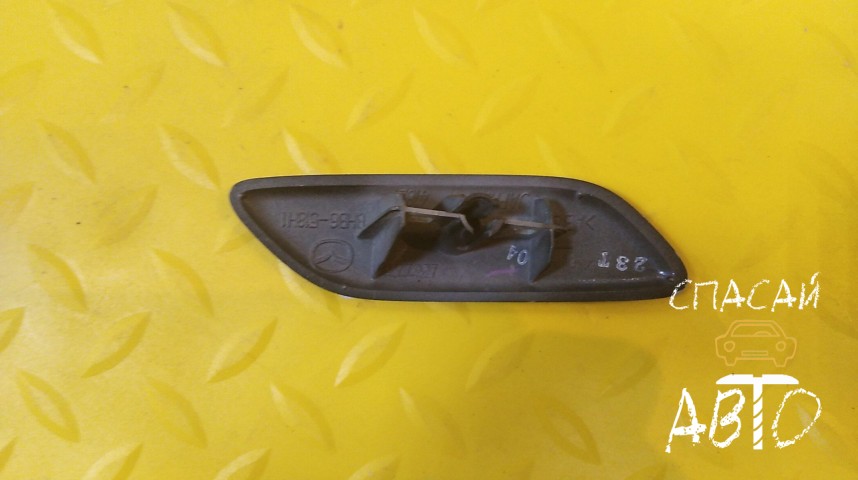 Mazda 3 (BL) Крышка форсунки омывателя - OEM BHB6518H181