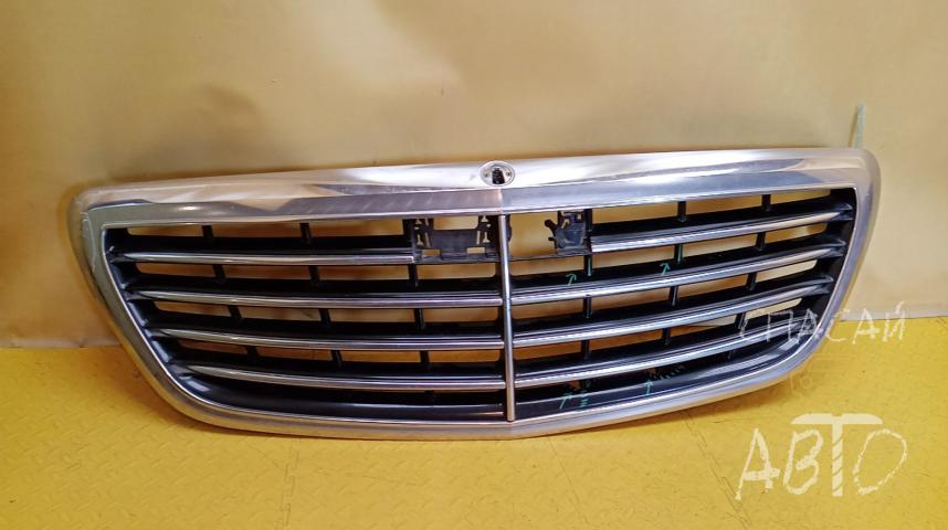Mercedes-Benz W222 S-klass Решетка радиатора