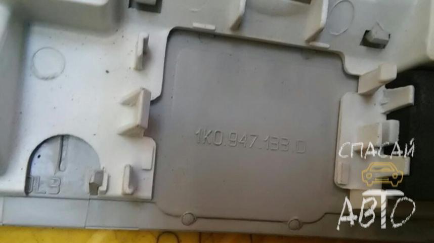 Audi A3 (8L1) Плафон салонный