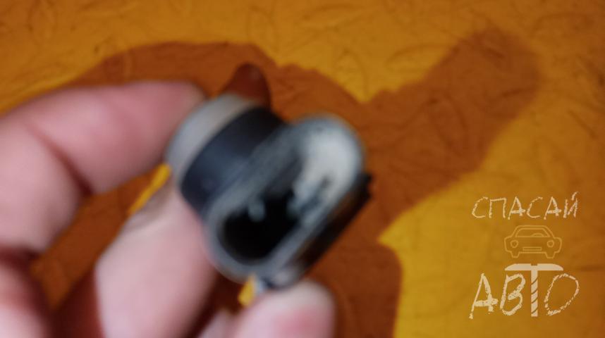 Ford Focus III Датчик парковки