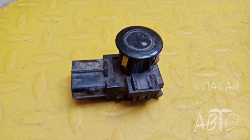 Lexus LX 570 Датчик парковки