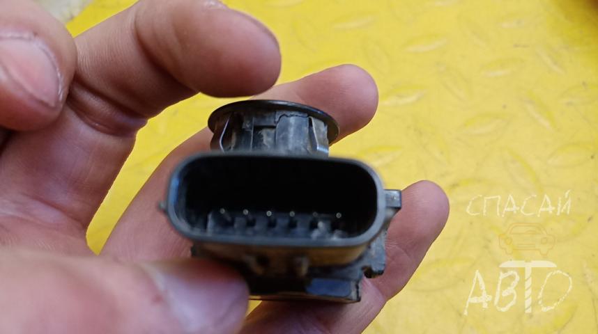 Lexus LX 570 Датчик парковки