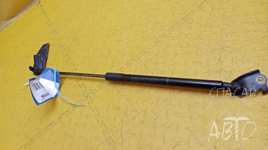 Lexus GS 350 Амортизатор капота