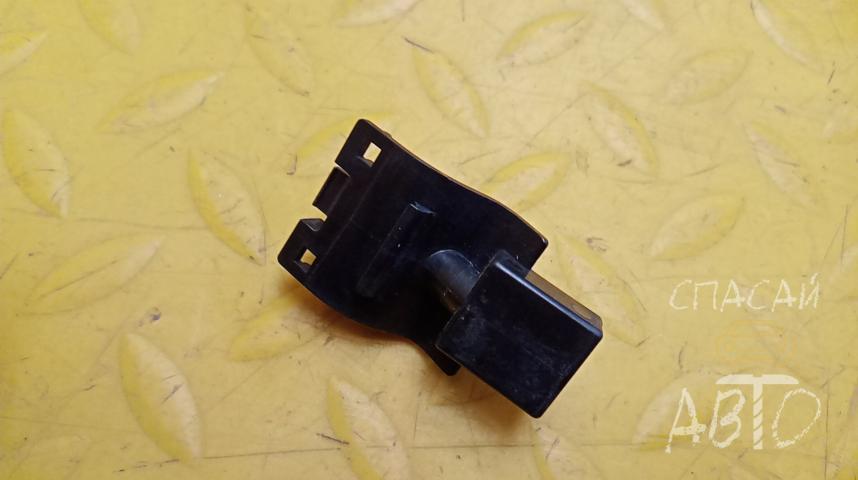 Lexus GS 350 Форсунка омывателя лобового стекла