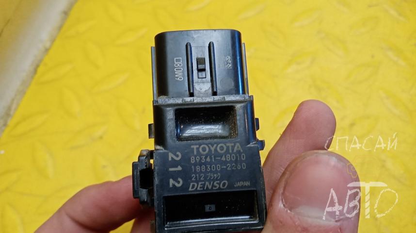 Toyota Camry V40 Датчик парковки