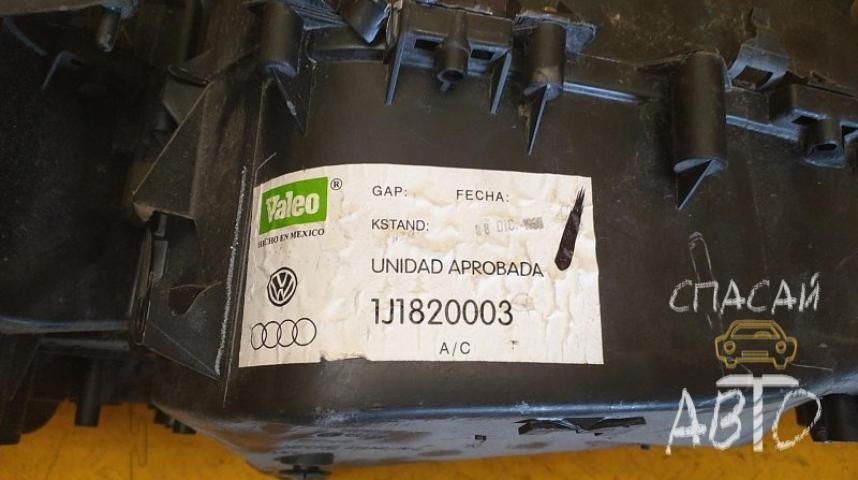 Volkswagen Golf 4 Bora Корпус отопителя
