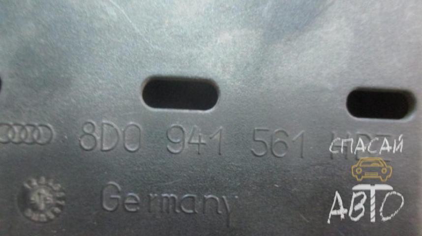 Audi A4 (B5) Пепельница