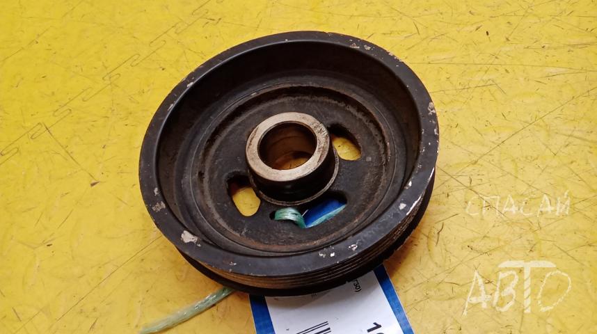 Nissan X-Trail (T30) Шестерня (шкив)