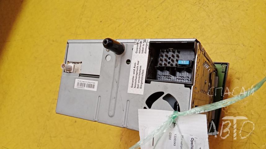 Opel Vectra B Магнитола