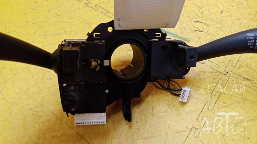 Volkswagen Touareg II Переключатель подрулевой