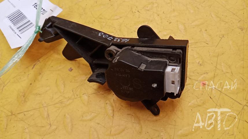 Volvo S80 Сервопривод