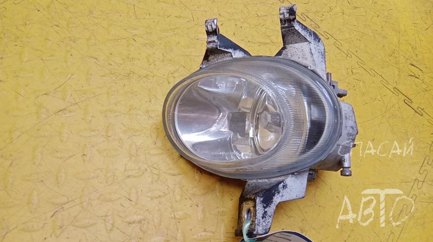 Peugeot 206 Фара противотуманная