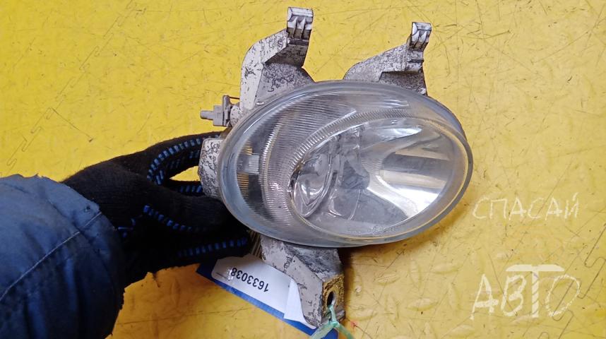 Peugeot 206 Фара противотуманная