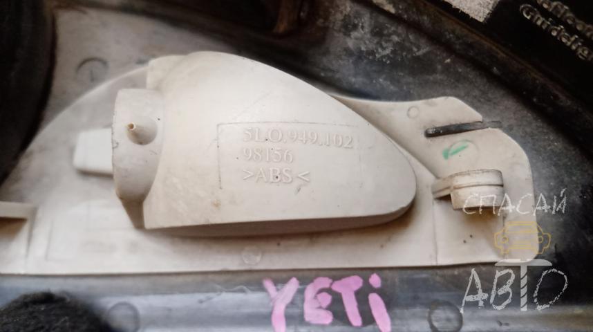 Skoda Yeti Повторитель поворота в зеркало