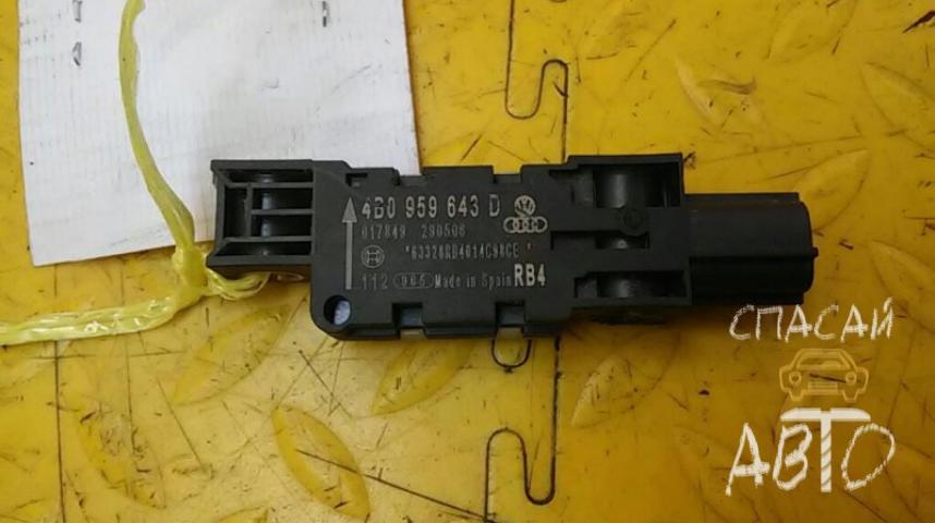 Audi A8 (4D) Датчик AIR BAG