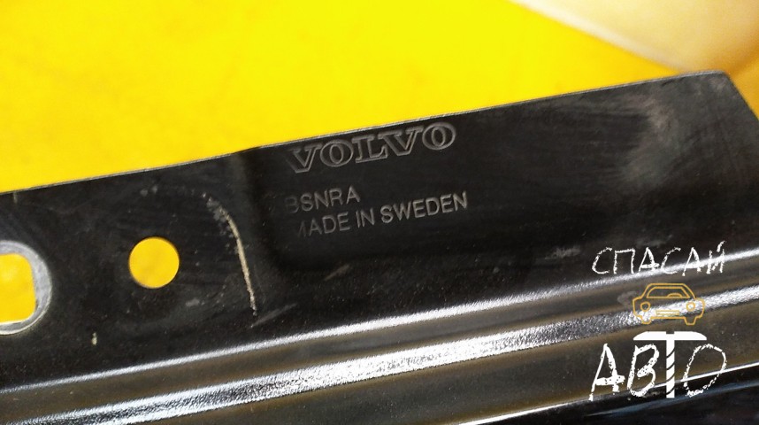 Volvo XC90 Крыло переднее правое - OEM 31651676