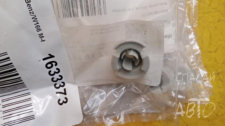 Mercedes-Benz W166 M-Klasse (ML/GLE) Пистон