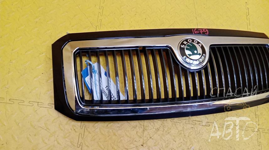 Skoda Fabia I Решетка радиатора