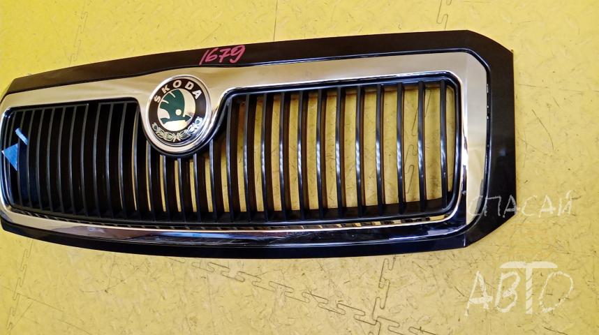 Skoda Fabia I Решетка радиатора