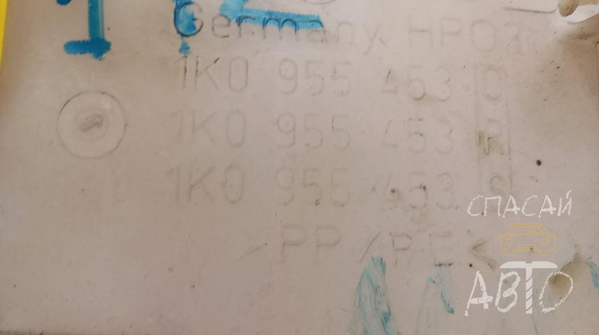 Volkswagen Touran I Бачок омывателя