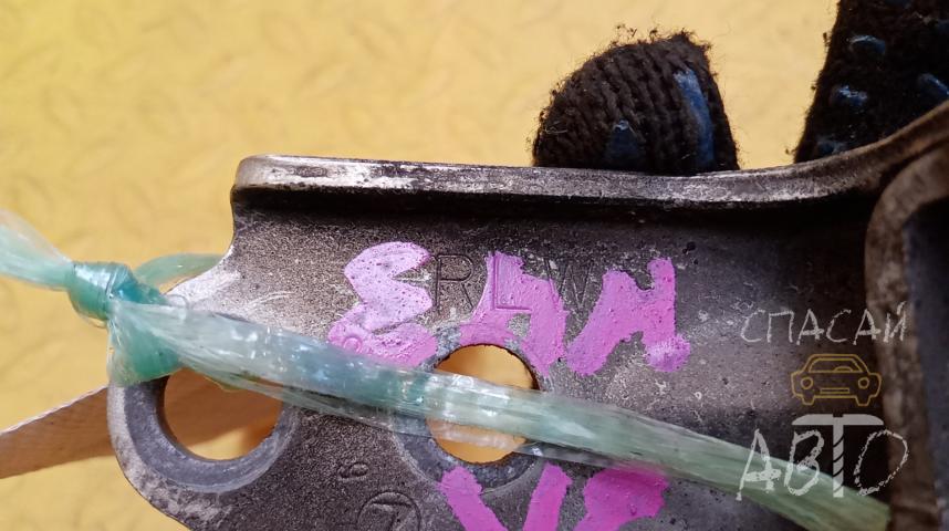 Subaru Legacy Outback (B13) Петля двери задней левой нижняя