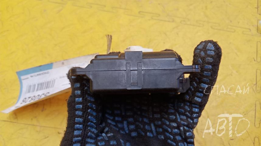 Infiniti FX/QX70 (S51) Моторчик заслонки печки