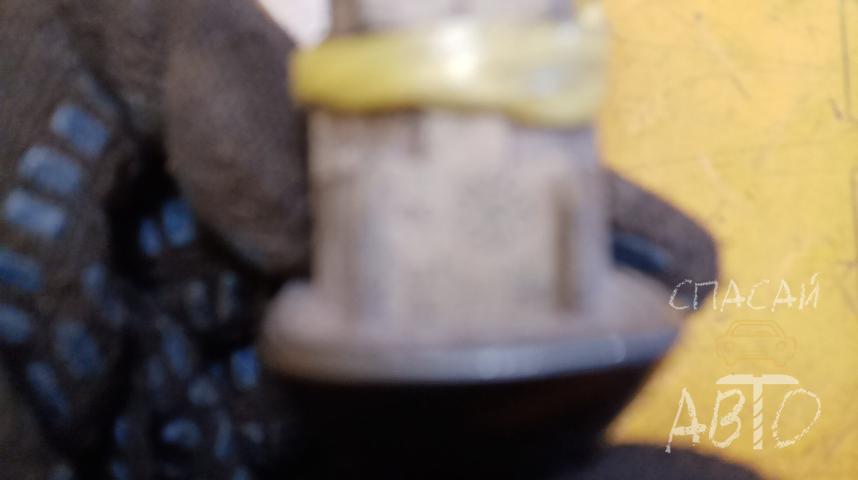 Volkswagen Touareg I Ручка двери наружная