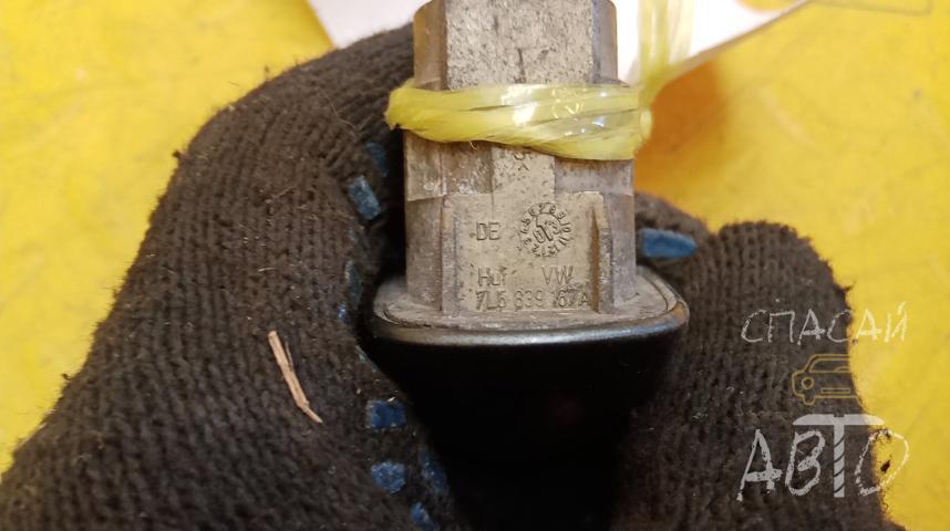 Volkswagen Touareg I Ручка двери наружная