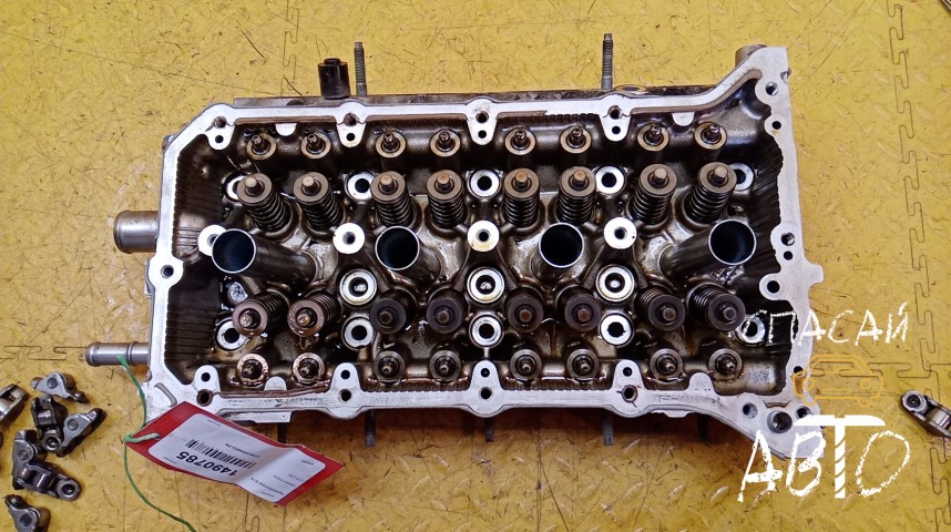 Toyota Prius Головка блока - OEM 1110109435